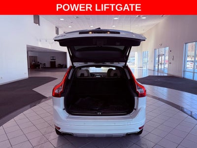 2016 Volvo XC60 T5 Drive-E Premier PANO ROOF/BLIND SPOT/1 OWNER/ALL RECORDS