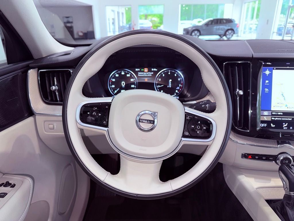 2020 Volvo XC60 T6 Inscription PANO ROOF/360 CAM/NAV/PARK AST/AWD/