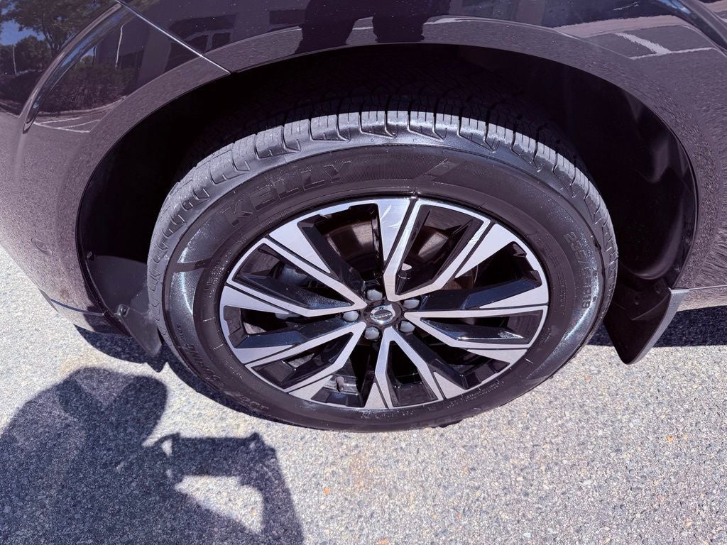 2024 Volvo XC60 B5 Plus Dark Theme PANO ROOF/HARMAN KARDON/NAV/360 CAM