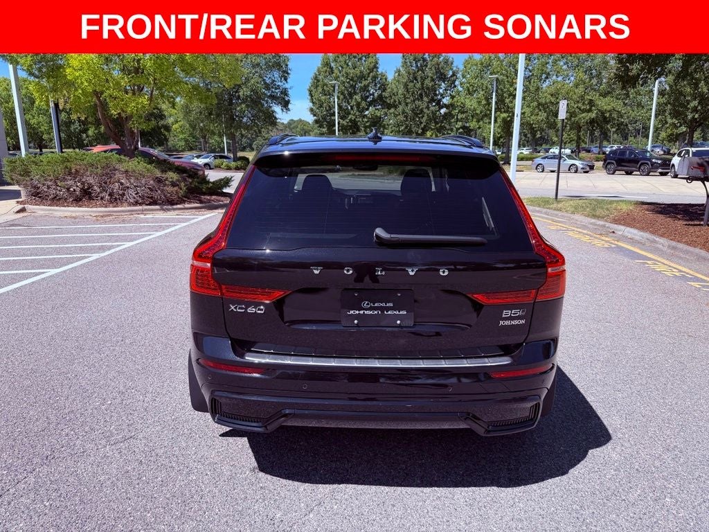 2024 Volvo XC60 B5 Plus Dark Theme PANO ROOF/HARMAN KARDON/NAV/360 CAM