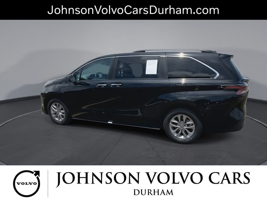 2024 Toyota Sienna XLE