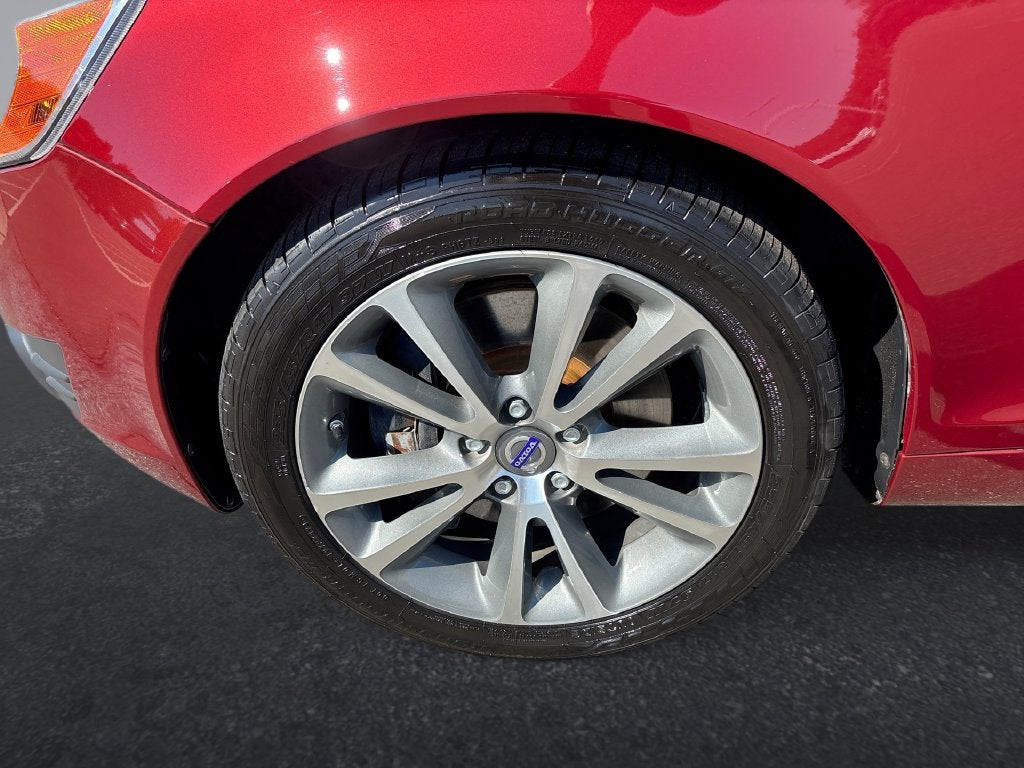 2011 Volvo C70 T5