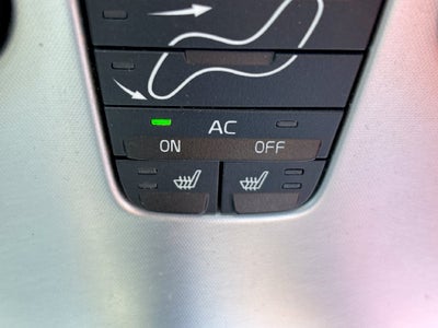 2011 Volvo C70 T5