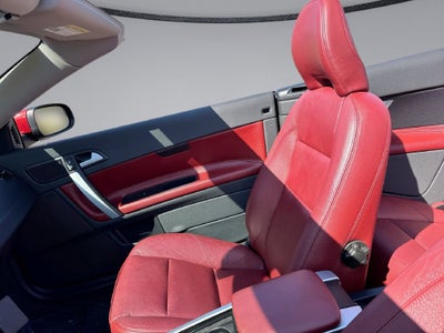 2011 Volvo C70 T5