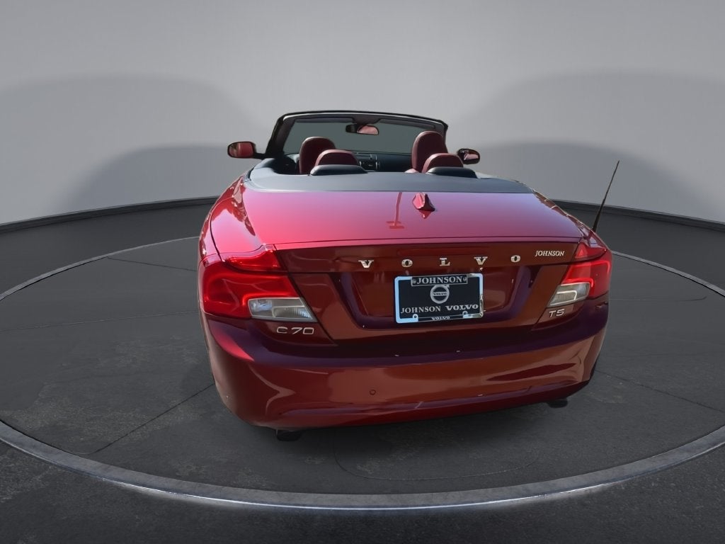 2011 Volvo C70 T5