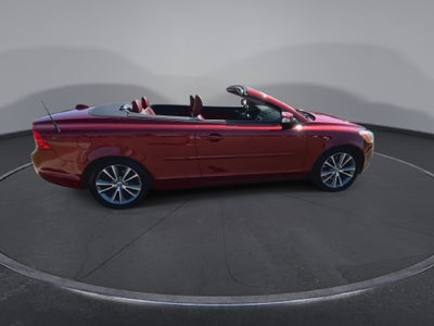 2011 Volvo C70 T5