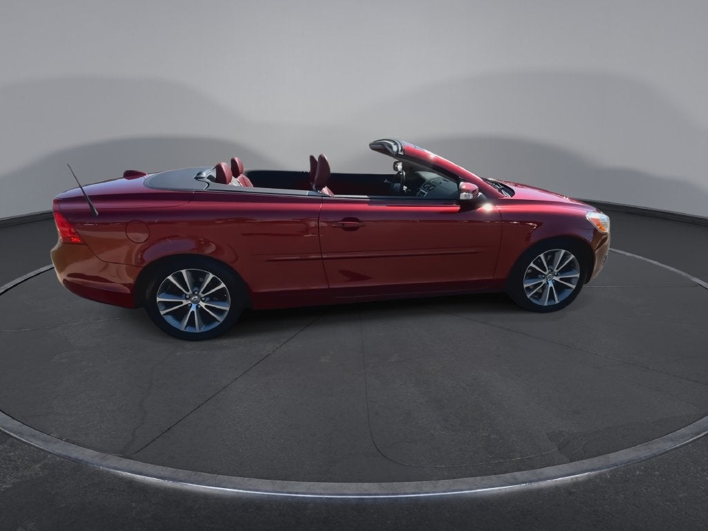 2011 Volvo C70 T5