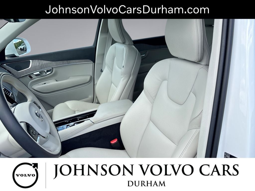 2024 Volvo XC90 B6 Plus Bright Theme 6-Seater