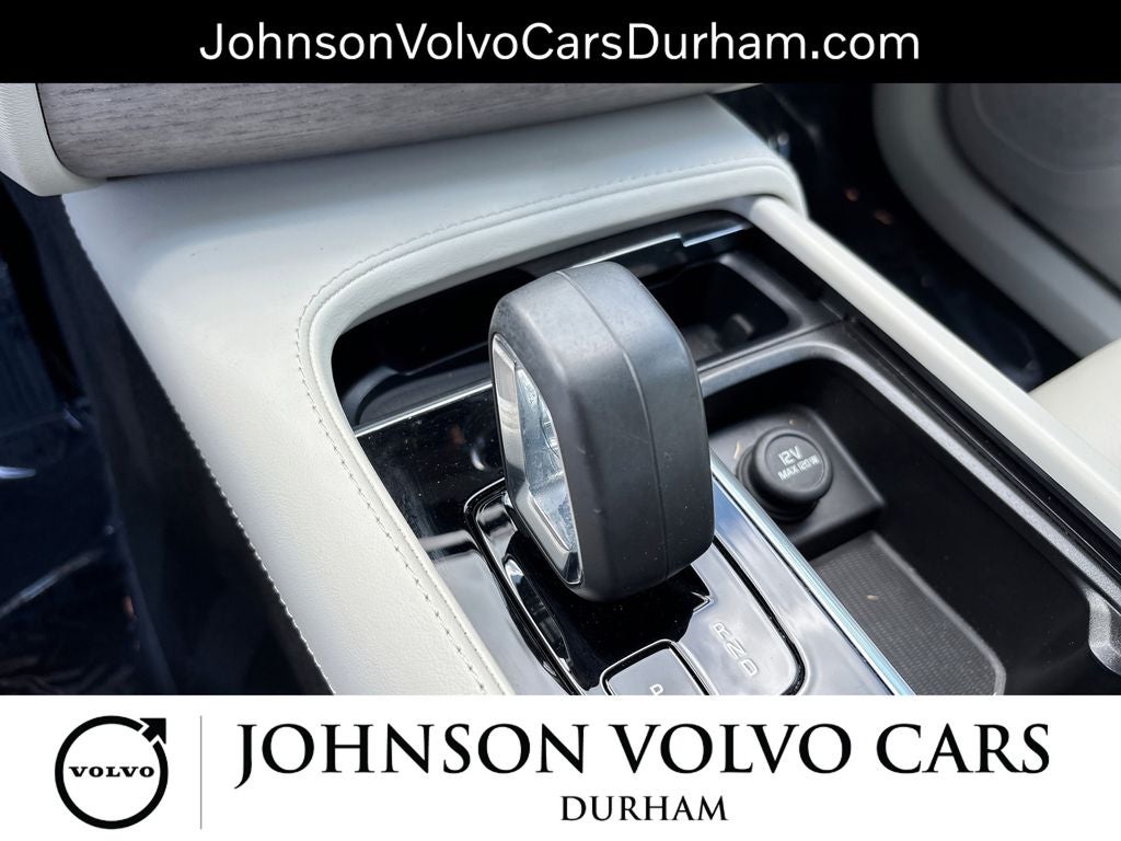 2024 Volvo XC90 B6 Plus Bright Theme 6-Seater