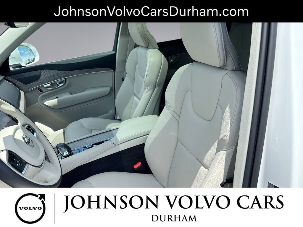 2024 Volvo XC90 B6 Plus Bright Theme