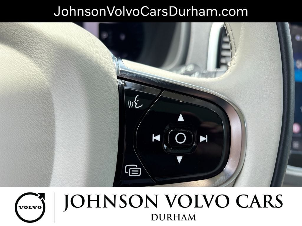 2024 Volvo XC90 B6 Plus Bright Theme