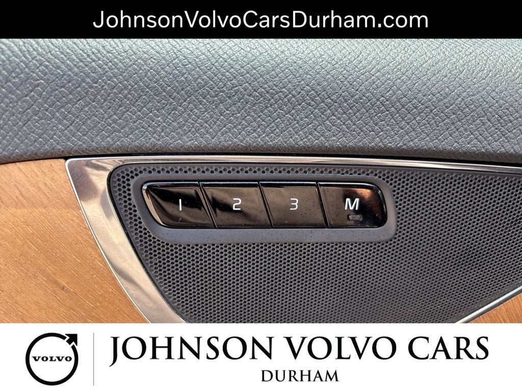 2023 Volvo XC90 B6 Core