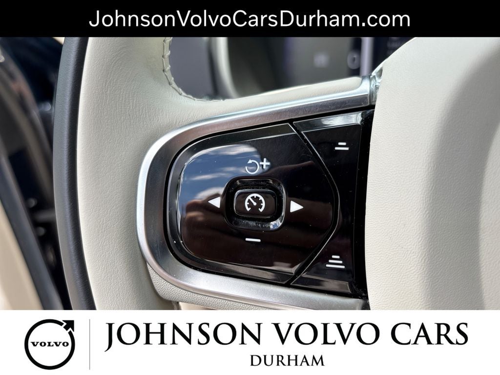 2023 Volvo XC90 B6 Core