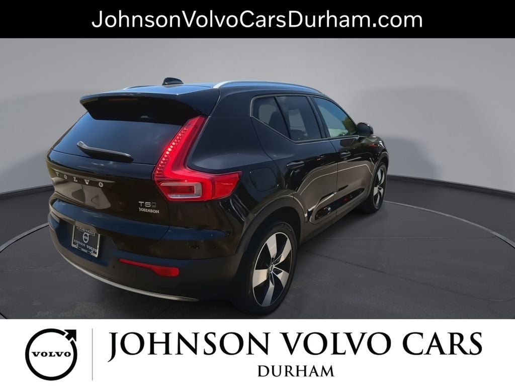 2019 Volvo XC40 Momentum