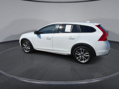 2017 Volvo V60 Cross Country T5