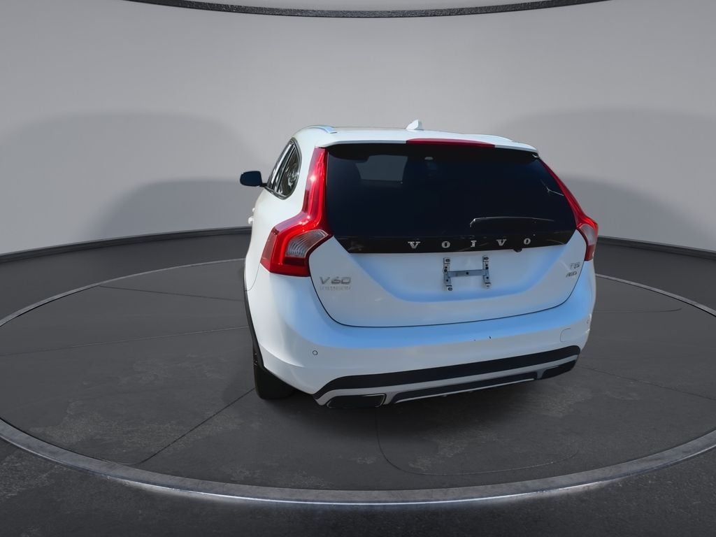 2017 Volvo V60 Cross Country T5