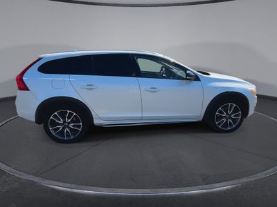 2017 Volvo V60 Cross Country T5