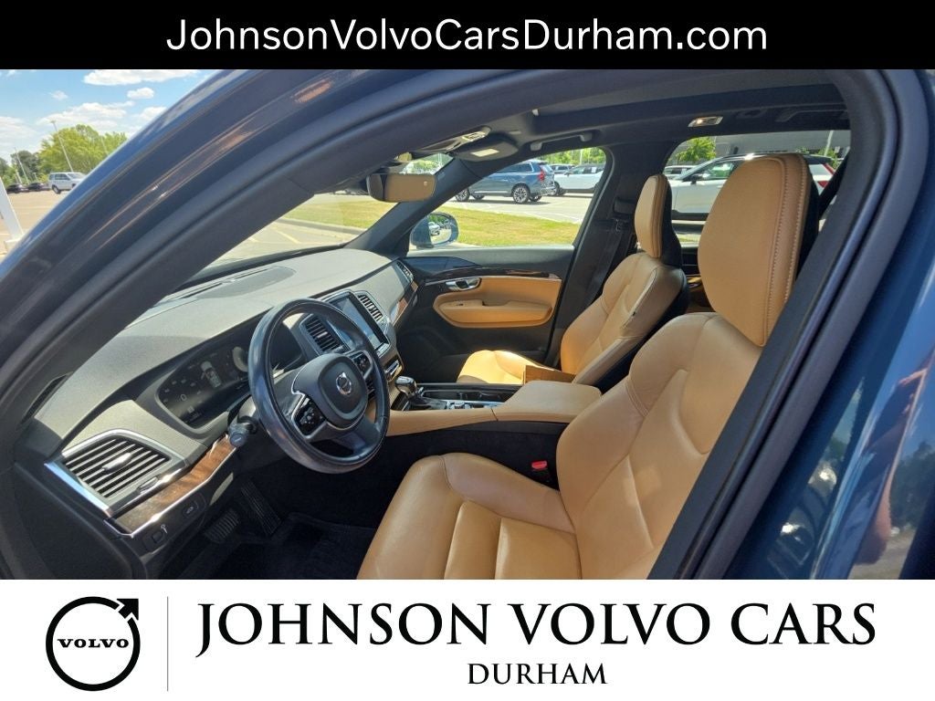 2019 Volvo XC90 T6 Momentum