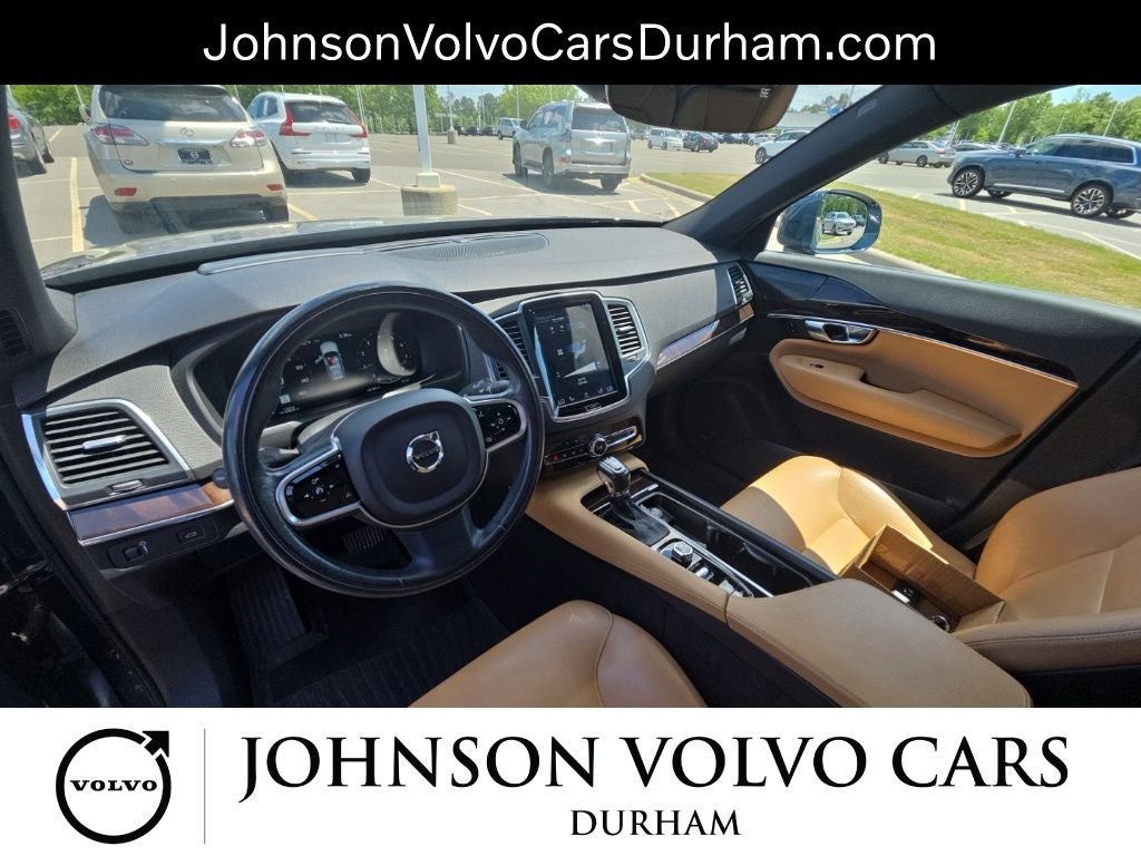 2019 Volvo XC90 T6 Momentum