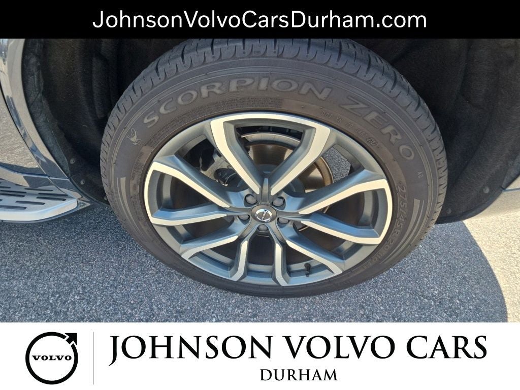 2019 Volvo XC90 T6 Momentum