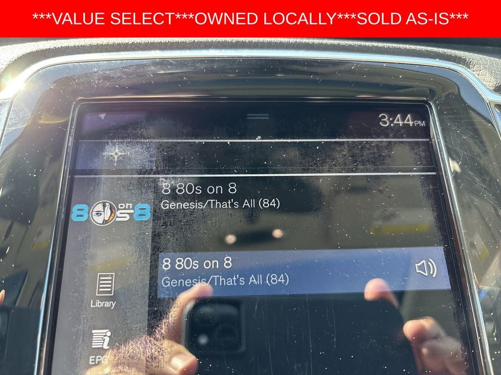 2016 Volvo XC90 T6 Momentum