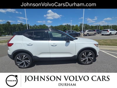 2021 Volvo XC40 R-Design