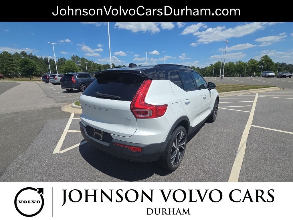 2021 Volvo XC40 R-Design