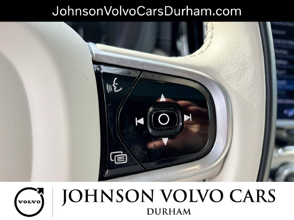 2021 Volvo XC60 Recharge Plug-In Hybrid T8 Inscription