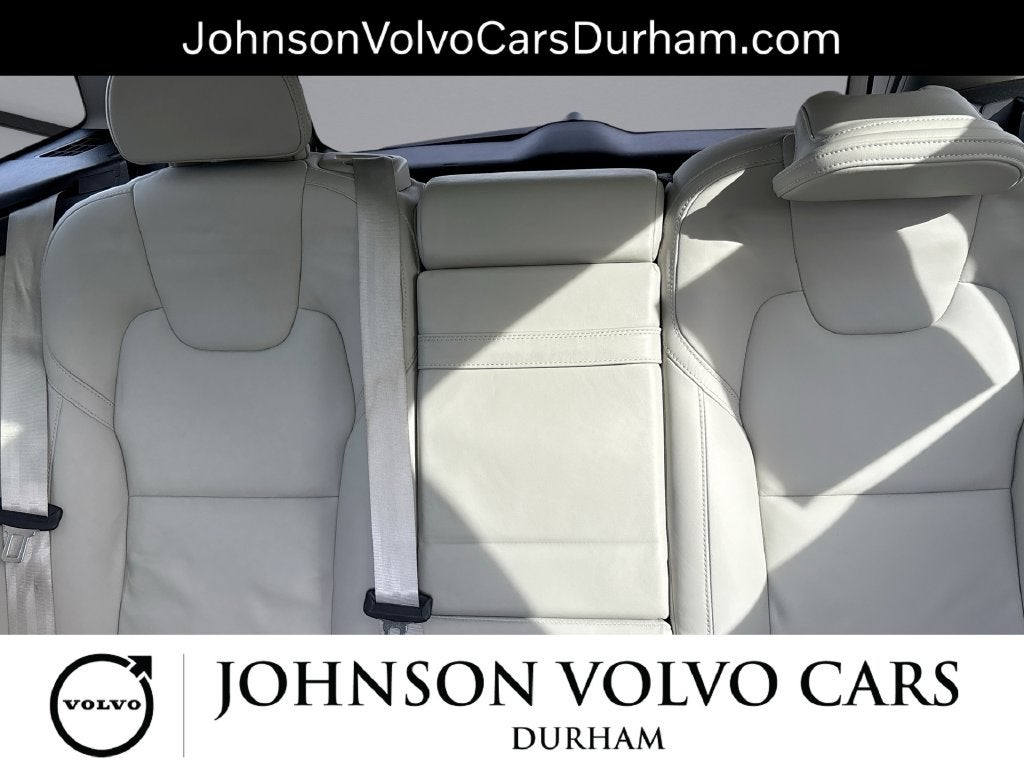 2021 Volvo XC60 Recharge Plug-In Hybrid T8 Inscription