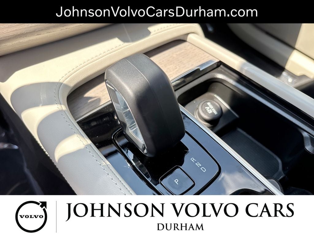 2024 Volvo XC90 Recharge Plug-In Hybrid T8 Plus Bright Theme 7 Passenger