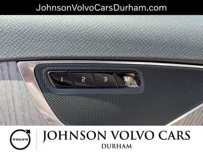 2024 Volvo XC90 Recharge Plug-In Hybrid T8 Plus Bright Theme 7 Passenger