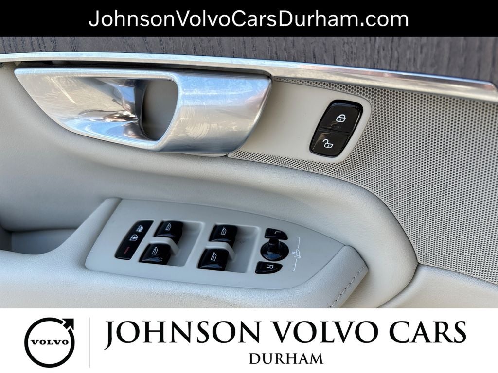 2024 Volvo XC90 Recharge Plug-In Hybrid T8 Plus Bright Theme 7 Passenger