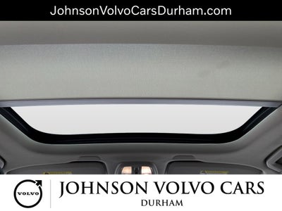 2024 Volvo XC60 Recharge Plug-In Hybrid Core Dark Theme