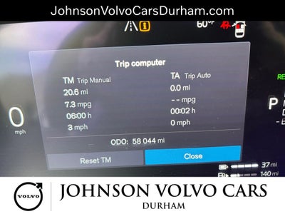 2024 Volvo XC60 Recharge Plug-In Hybrid Core Dark Theme