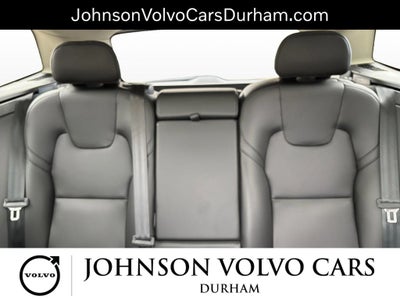 2024 Volvo XC60 Recharge Plug-In Hybrid Core Dark Theme