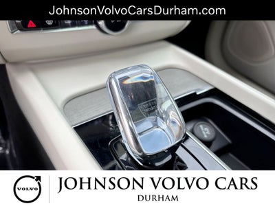 2024 Volvo XC60 Recharge Plug-In Hybrid Ultimate