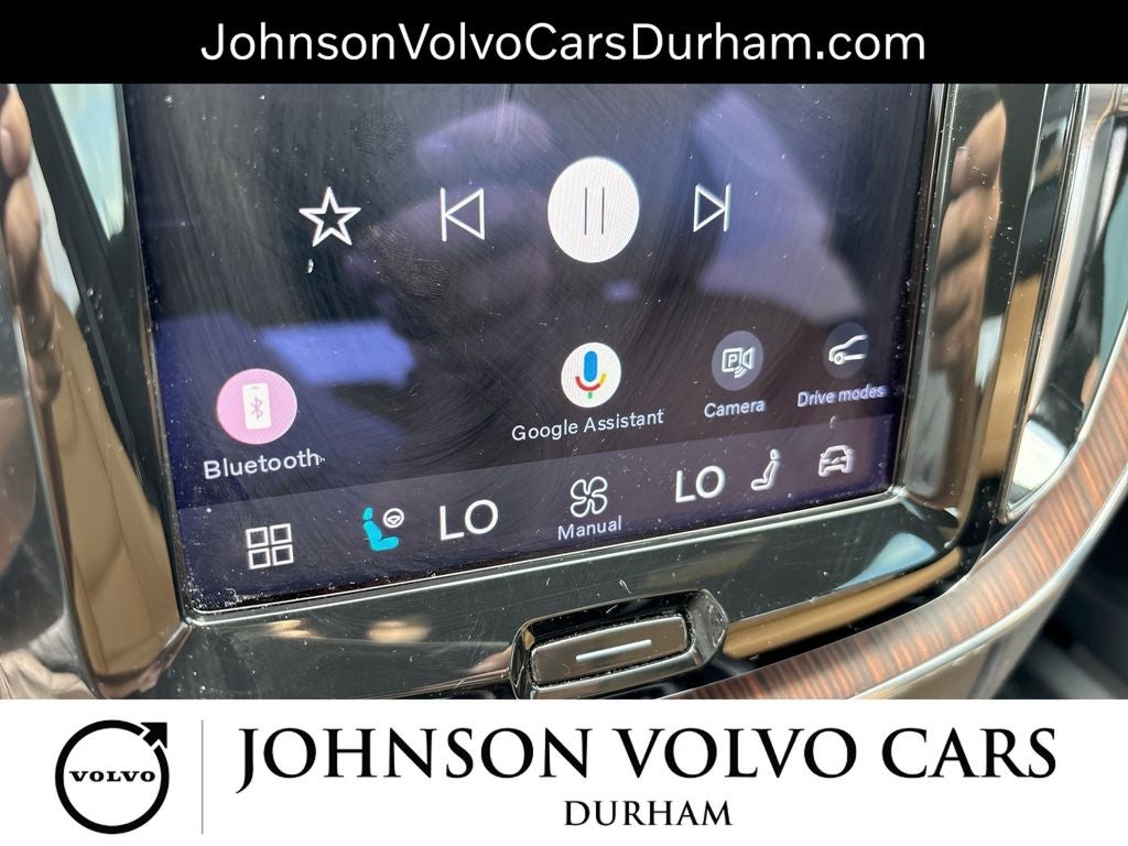 2023 Volvo XC60 Recharge Plug-In Hybrid Ultimate