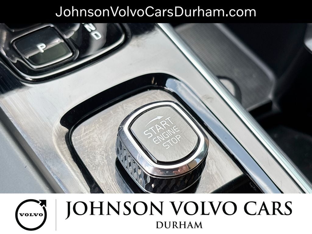 2023 Volvo XC60 Recharge Plug-In Hybrid Ultimate