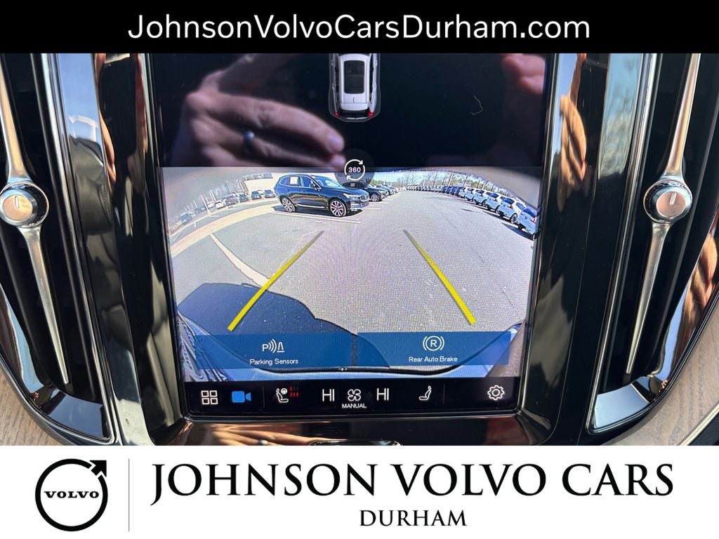 2022 Volvo XC60 B5 Inscription