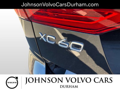 2022 Volvo XC60 B5 Inscription