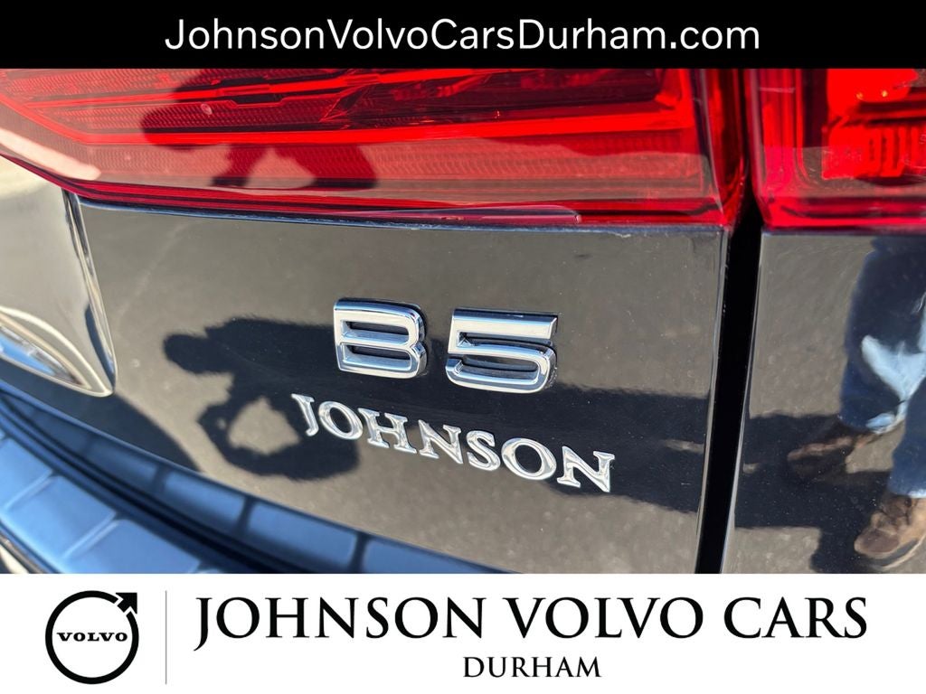 2022 Volvo XC60 B5 Inscription