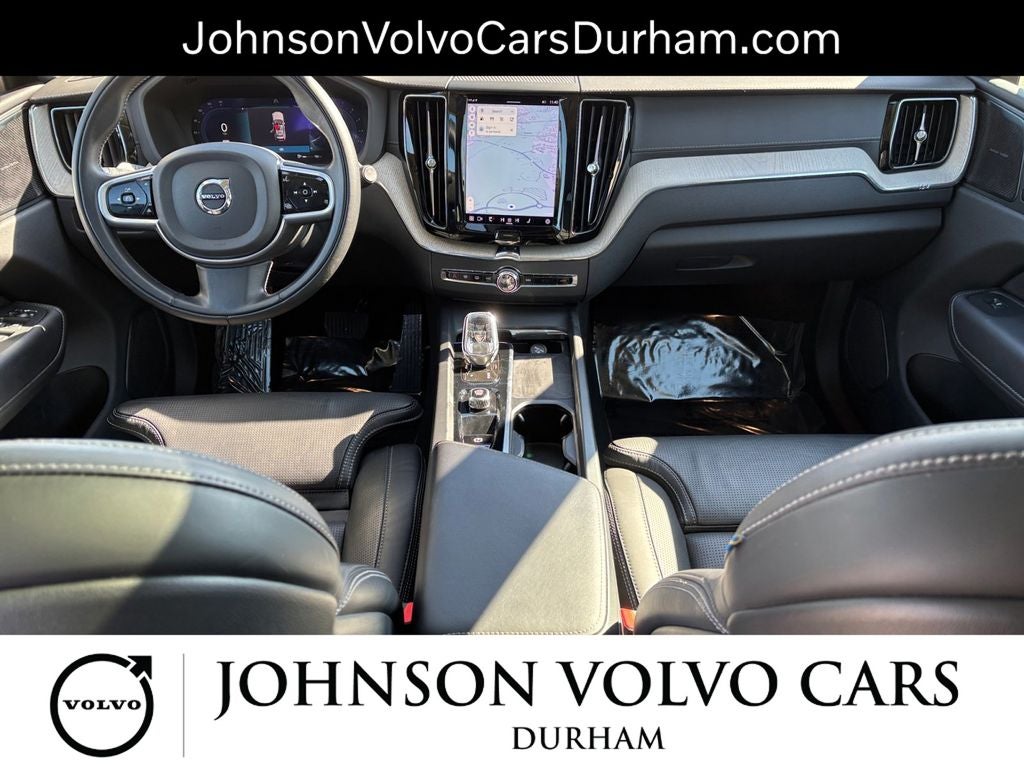 2022 Volvo XC60 B5 Inscription