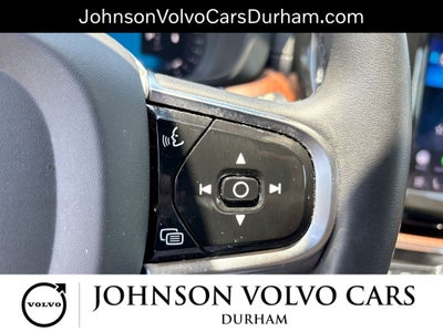 2023 Volvo XC60 B5 Ultimate Dark Theme