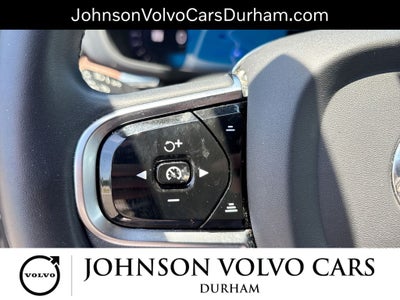 2023 Volvo XC60 B5 Ultimate Dark Theme