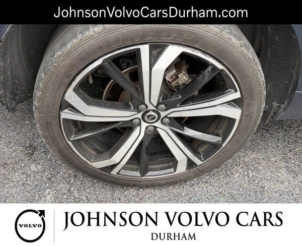 2023 Volvo XC60 B5 Ultimate Dark Theme