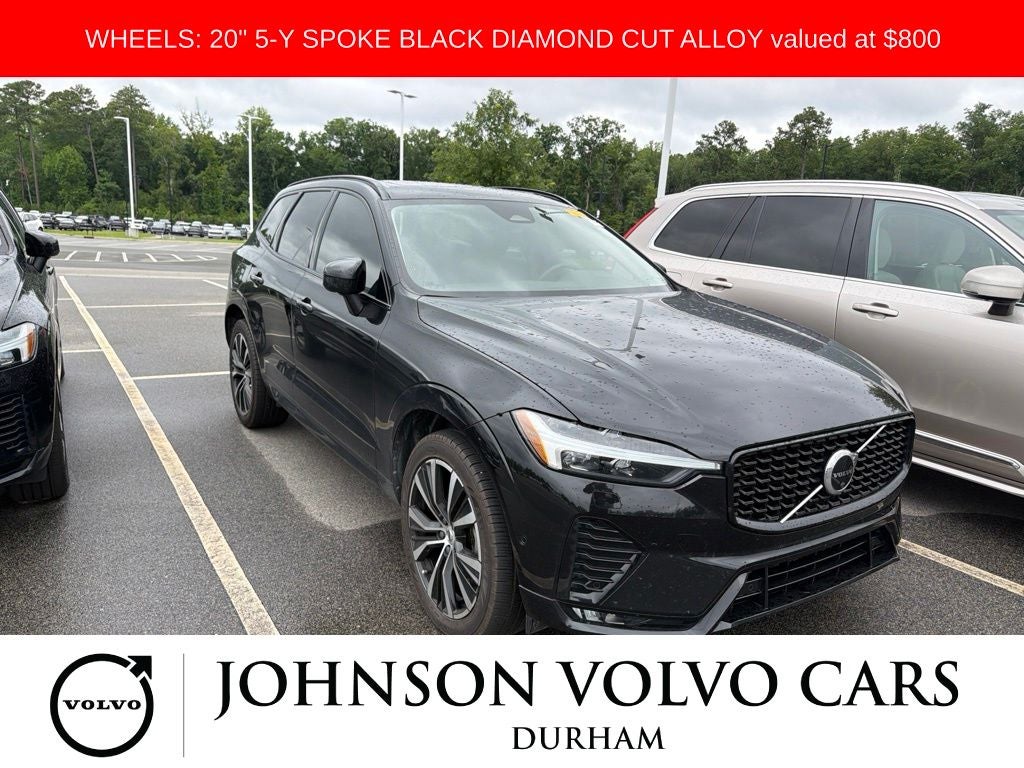 2023 Volvo XC60 B5 Plus Dark Theme