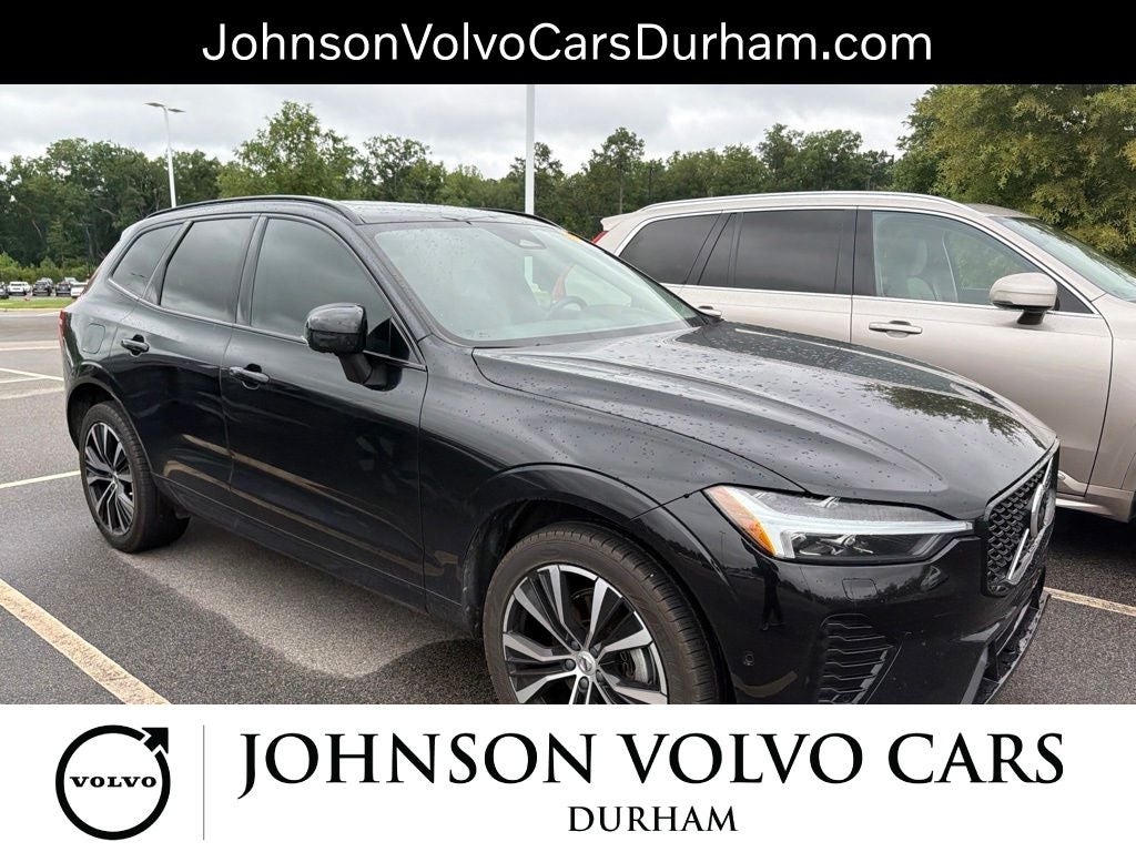 2023 Volvo XC60 B5 Plus Dark Theme