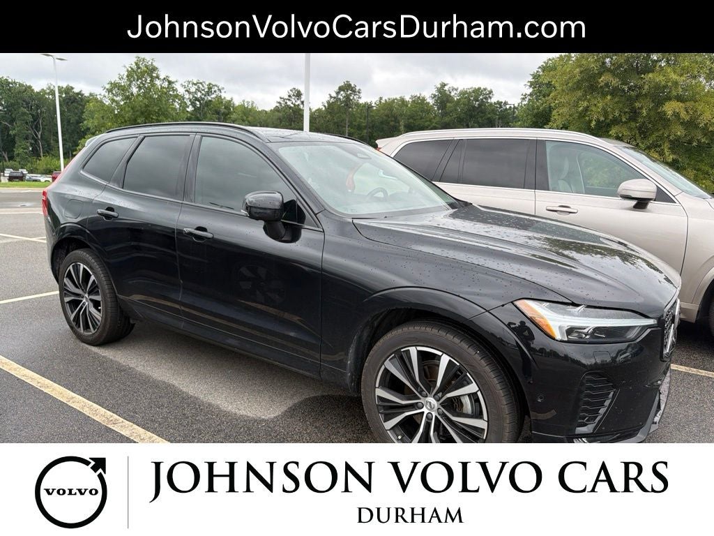 2023 Volvo XC60 B5 Plus Dark Theme
