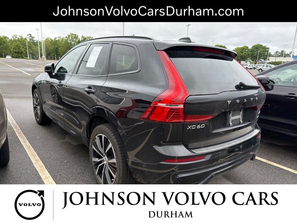 2023 Volvo XC60 B5 Plus Dark Theme