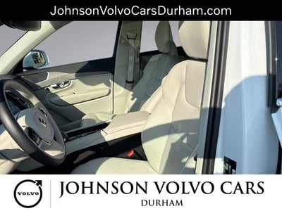 2024 Volvo XC90 B5 Plus